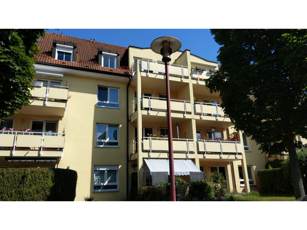 MW/2323, 2 - Zimmerwohnung mit Balkon in DD-Gruna und TG-Stellplatz