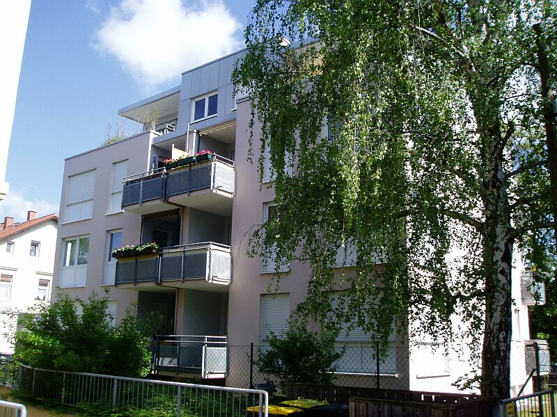 VW/WE 2 rechts, 1 - Raumwohnung mit Balkon in Striesen fast an der Uni-Klinik