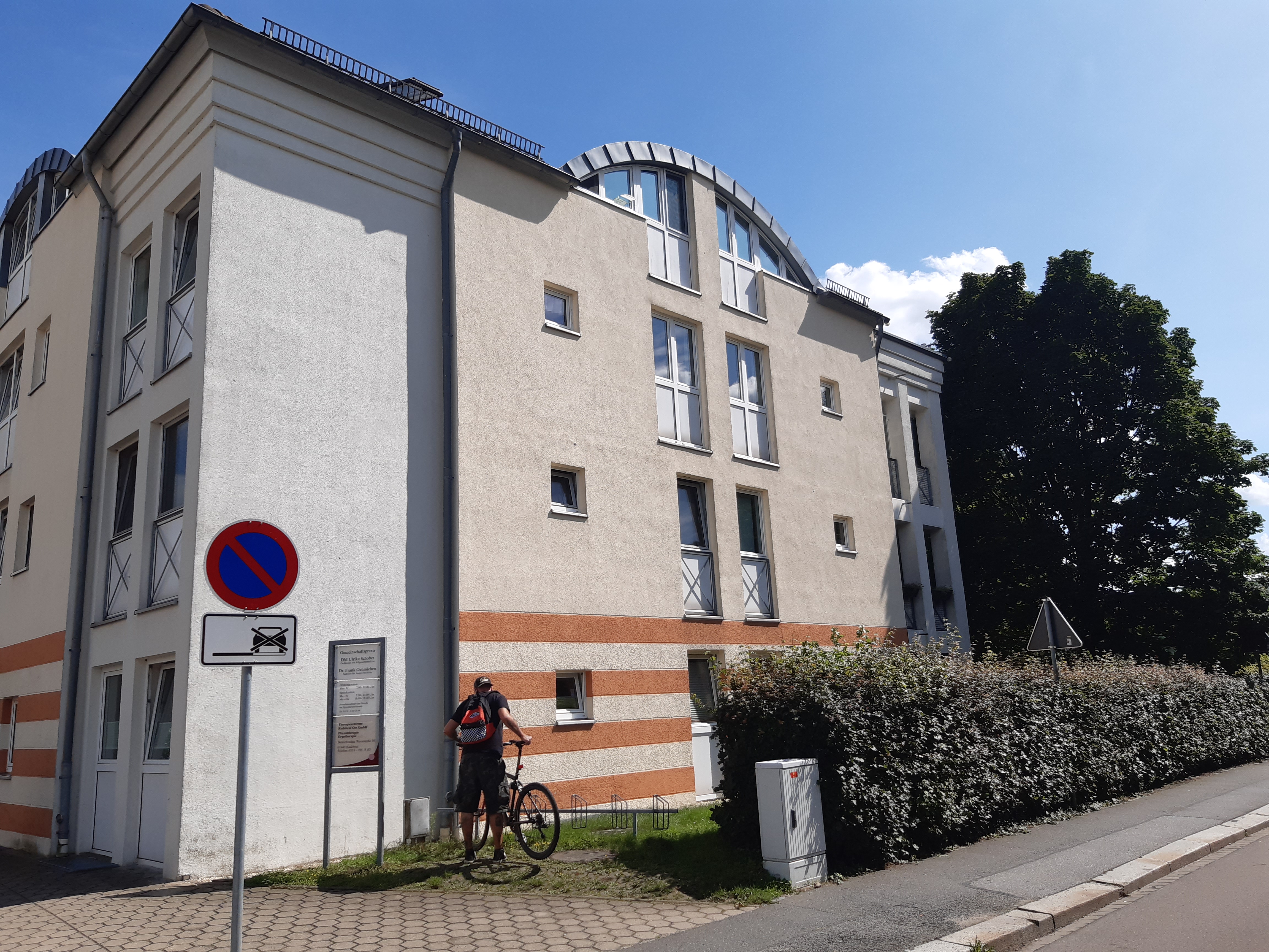 MW/08/Wa, 1 - Raumwohnung mit Balkon in Radebeul