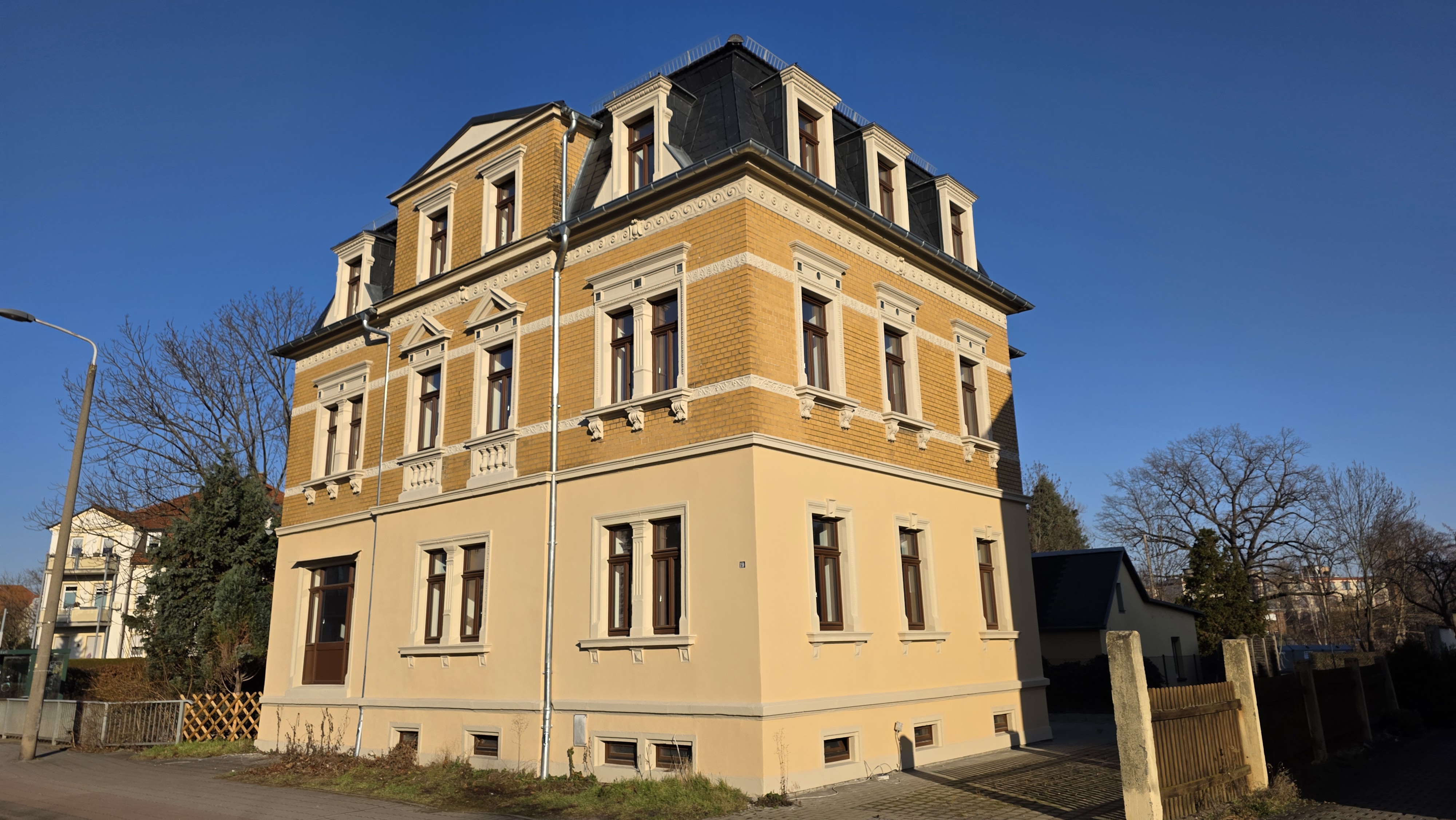 WM/03/A_B , Kleine gemütliche 2 Raum Dachgeschosswohnung - Erstbezug nach Sanierung